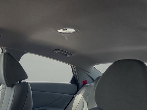 New 2026 Hyundai Elantra Sport FWD image 15