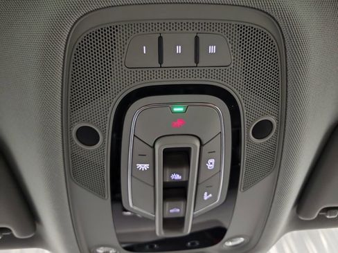 Used 2019 Audi Q5 2.0T Premium Plus w/ Premium Plus Package image 23