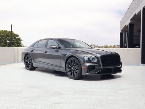 New 2025 Bentley Flying Spur Plug-In Hybrid AWD/4WD image 1