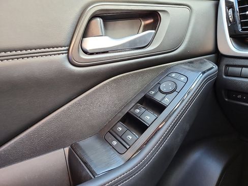 Used 2022 Nissan Rogue SV w/ SV Premium Package image 23