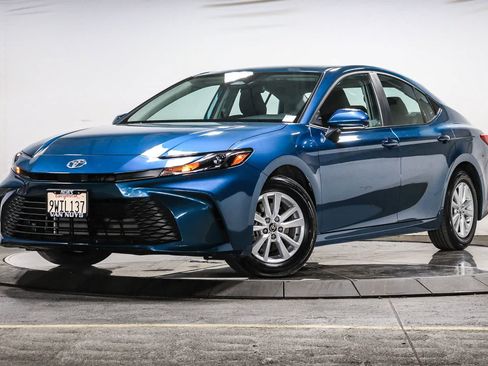Used 2026 Toyota Camry LE FWD image 1