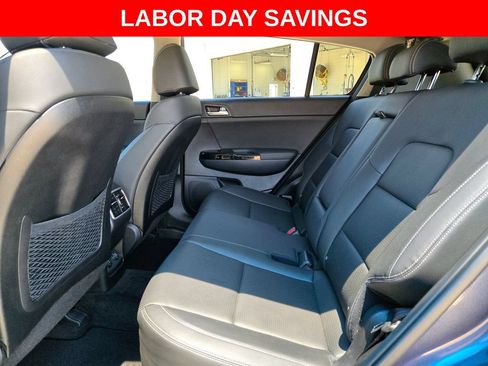Used 2021 Kia Sportage EX FWD image 13