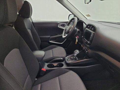 Used 2024 Kia Soul LX w/ Option Group 015 image 21