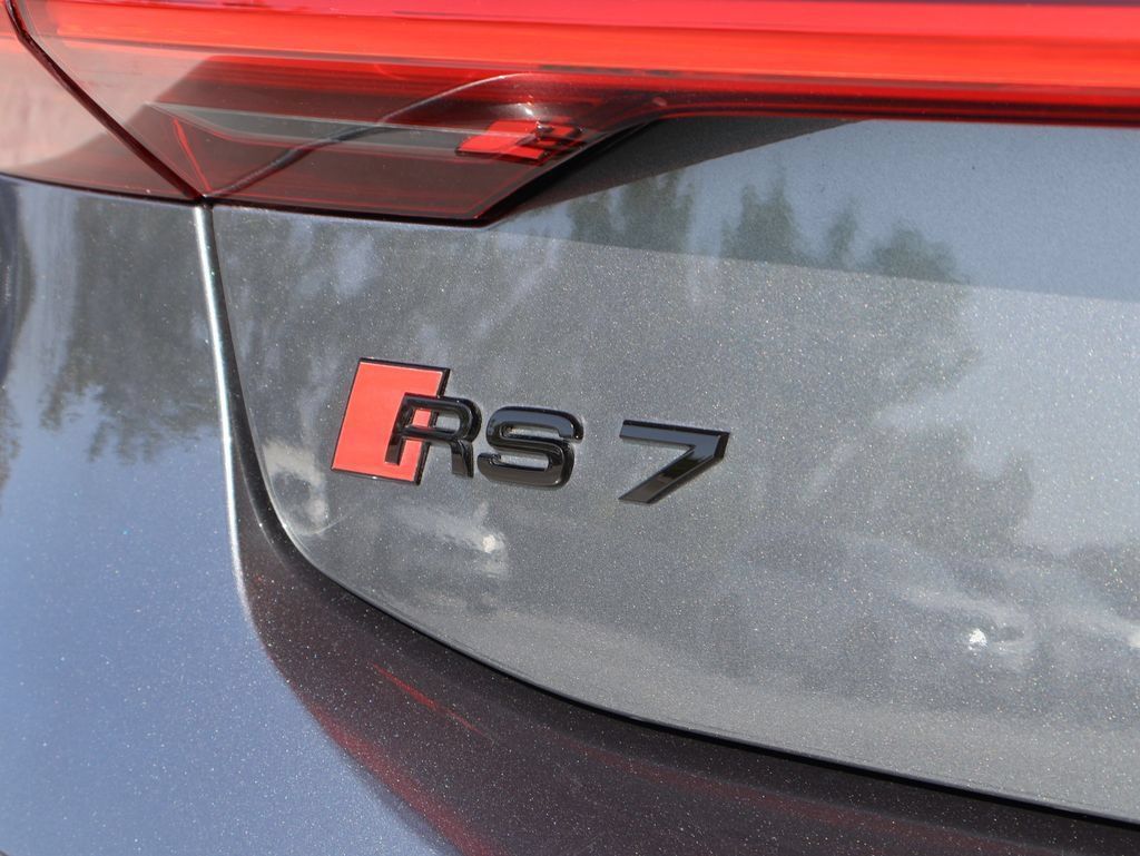 Used 2023 Audi RS 7 Sportback AWD/4WD image 8