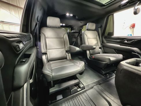 Used 2023 GMC Yukon Denali w/ Denali Reserve Package AWD/4WD image 23
