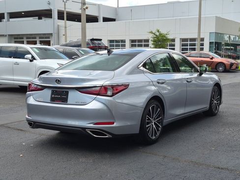 Certified 2025 Lexus ES 350 w/ Premium Package FWD image 5