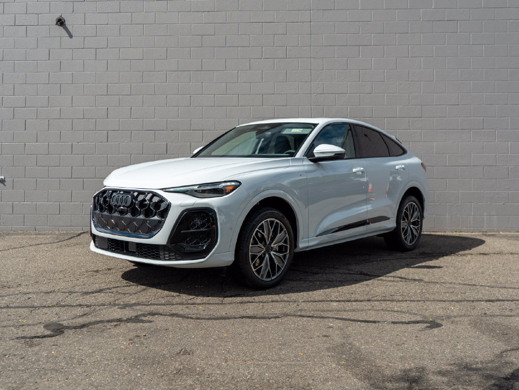 New 2026 Audi Q5 Premium Plus AWD/4WD image 1