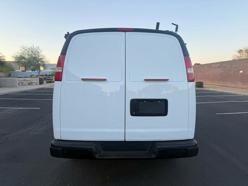 Used 2019 Chevrolet Express 2500 2500 Cargo w/ Driver Convenience Package image 4