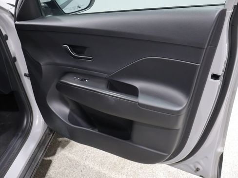 Used 2024 Hyundai Kona SEL AWD/4WD image 24