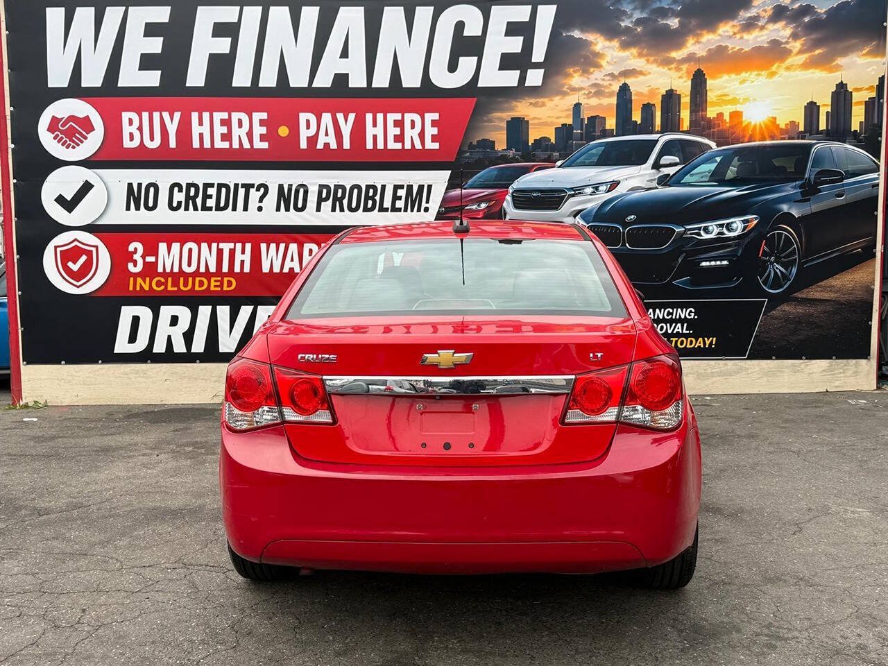 Used 2015 Chevrolet Cruze LT w/ Technology Package FWD image 22