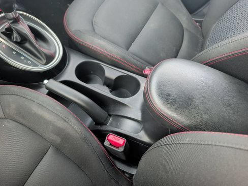 Used 2016 Kia Soul + w/ Tarmac Special Edition FWD image 18
