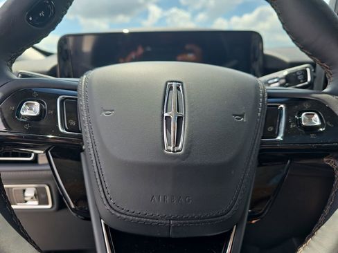 New 2025 Lincoln Aviator 2WD w/ Equipment Group 101A image 26