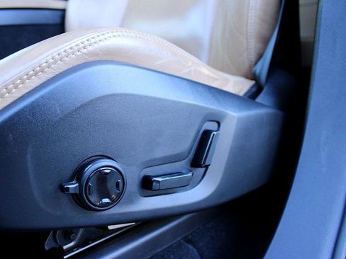 Used 2016 Volvo XC90 T6 image 25