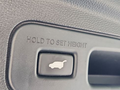 Certified 2023 Acura MDX SH-AWD w/ Advance Package image 31