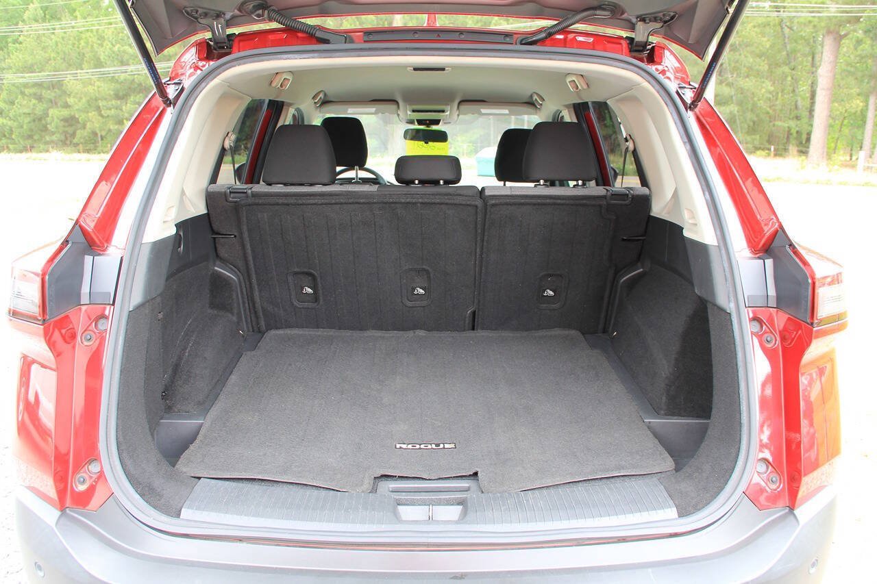 Used 2021 Nissan Rogue S FWD image 19