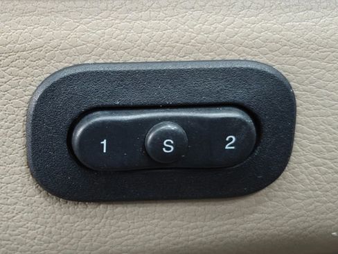 Used 2014 Jeep Grand Cherokee Overland AWD/4WD image 54