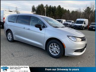 New 2026 Chrysler Voyager LX video 1