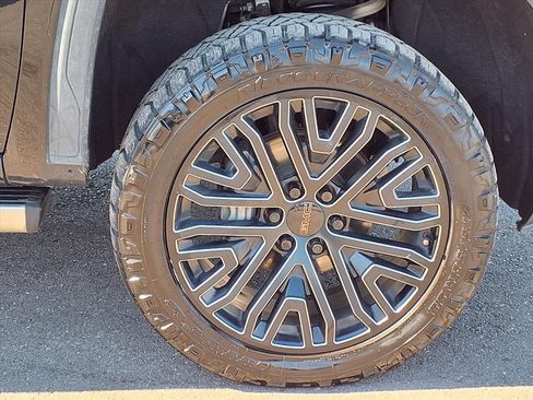 Used 2019 GMC Sierra 1500 Denali w/ Technology Package image 9