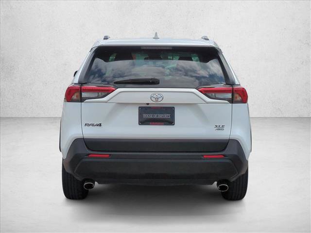 Used 2025 Toyota RAV4 XLE AWD/4WD image 7