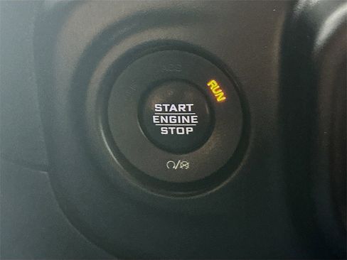 Used 2020 Jeep Wrangler Unlimited Sport S image 26