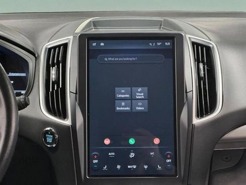 Used 2024 Ford Edge SEL image 12