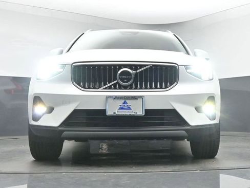 Used 2023 Volvo XC40 B5 Plus w/ Driver Assist Package AWD/4WD image 39