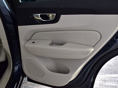 Used 2023 Volvo XC60 T8 Plus w/ Climate Package image 32