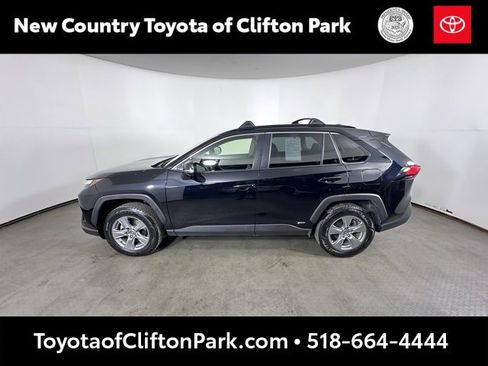 Certified 2022 Toyota RAV4 XLE image 6