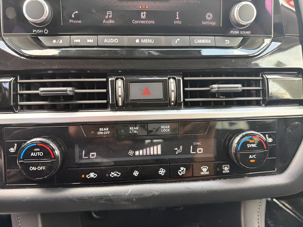 Certified 2024 Nissan Pathfinder SV FWD image 62