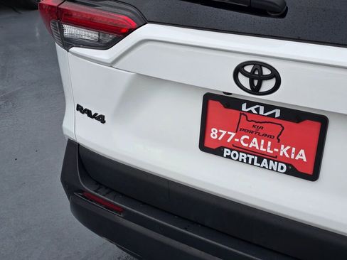 Used 2021 Toyota RAV4 TRD Off-Road image 16