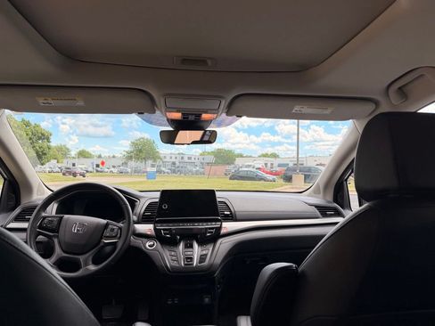 Used 2025 Honda Odyssey EX-L image 23