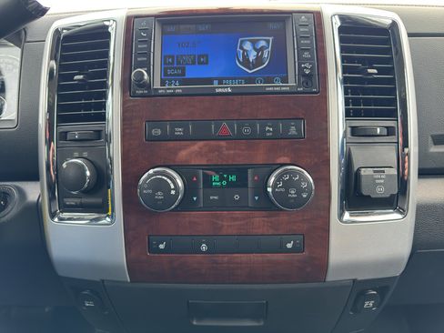 Used 2011 RAM 2500 Laramie w/ Cold Weather Group image 15