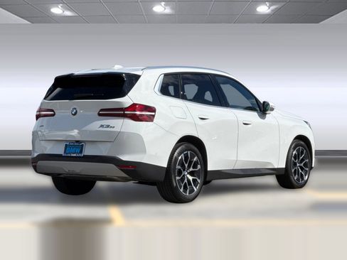 Used 2025 BMW X3 xDrive30i w/ Convenience Package AWD/4WD image 9