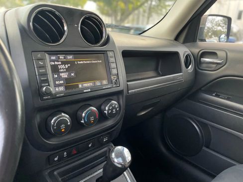 Used 2013 Jeep Patriot Latitude w/ Sun/Sound Group image 25