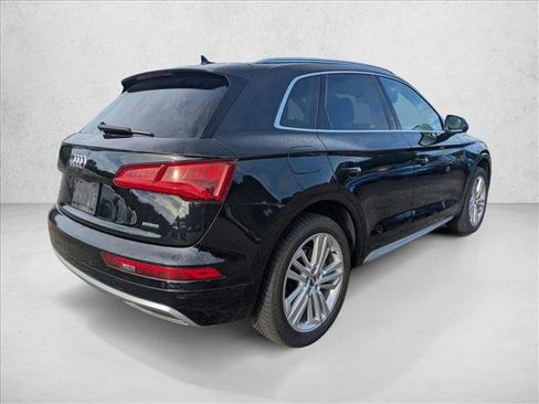 Used 2019 Audi Q5 2.0T Premium Plus w/ Premium Plus Package AWD/4WD image 5