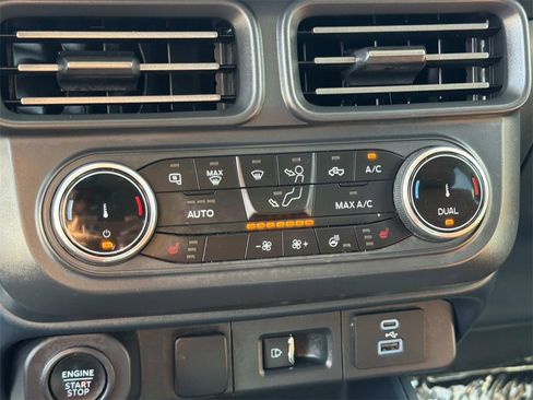 Used 2024 Ford Maverick Lariat image 15