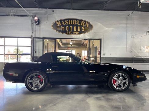 Used 1996 Chevrolet Corvette Convertible image 9