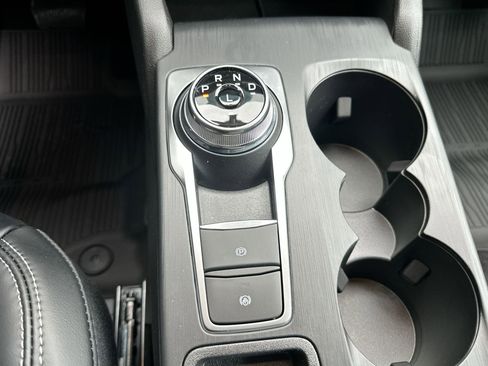 New 2025 Ford Escape SE FWD image 29