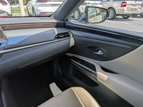 Used 2021 Lexus ES 350 w/ Premium Package FWD image 15