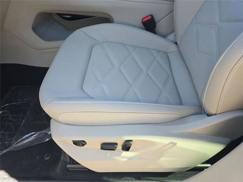 New 2026 Volkswagen Atlas SE image 14