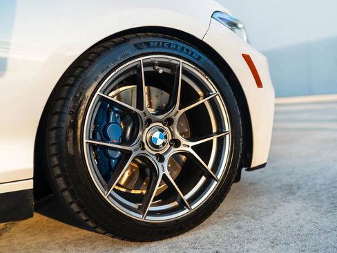 Used 2016 BMW M235i xDrive Coupe AWD/4WD image 18