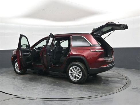 New 2025 Jeep Grand Cherokee Laredo image 47