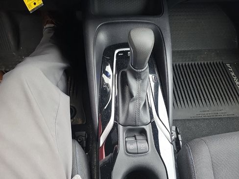 Used 2022 Toyota Corolla SE image 24