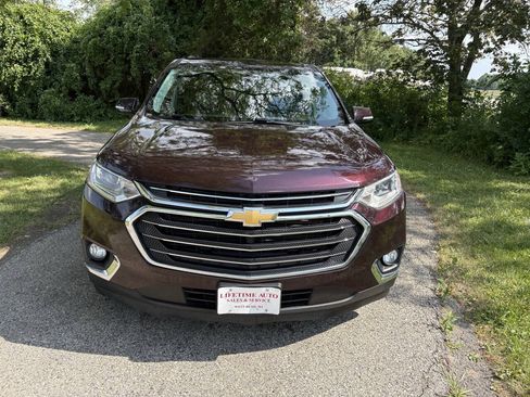 Used 2018 Chevrolet Traverse LT w/ LPO, Floor Liner Package AWD/4WD image 8