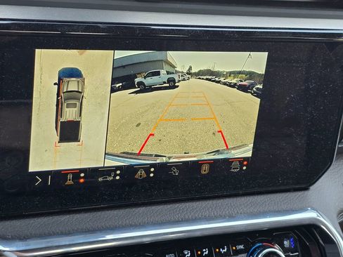 Used 2025 GMC Sierra 1500 Denali w/ Denali Reserve Package image 9