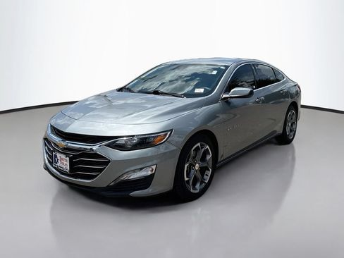 Used 2024 Chevrolet Malibu LT FWD image 3