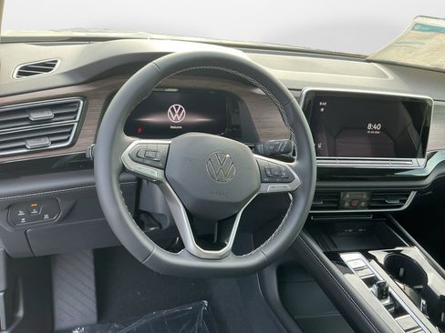 New 2026 Volkswagen Atlas SEL image 10