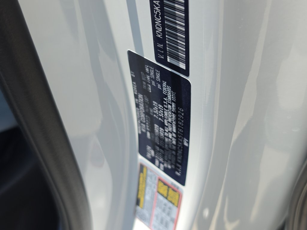 New 2026 Kia Carnival EX FWD image 34