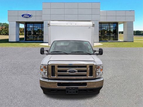 New 2024 Ford E-350 and Econoline 350 Super Duty w/ Power Windows & Locks Group image 9