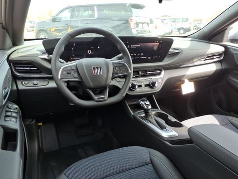 New 2026 Buick Envista Preferred w/ Convenience I Package FWD image 5